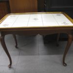 624 1187 TABLE